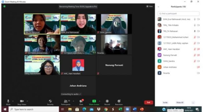 Foto : Workshop Pemanfaatan Aplikasi Desain