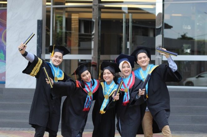 
					Raih Kesempatan  Kuliah Jalur Beasiswa KIP-Kuliah