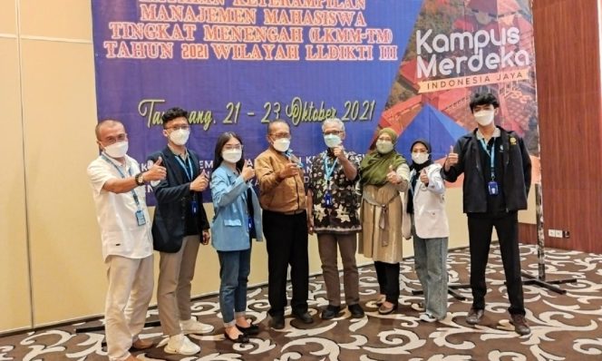 
					mahasiswa UNM ikut LKMM-TM