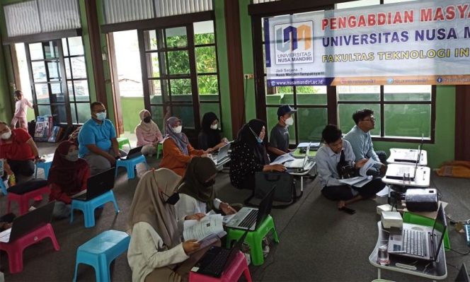 
					dosen Universitas Nusa Mandiri