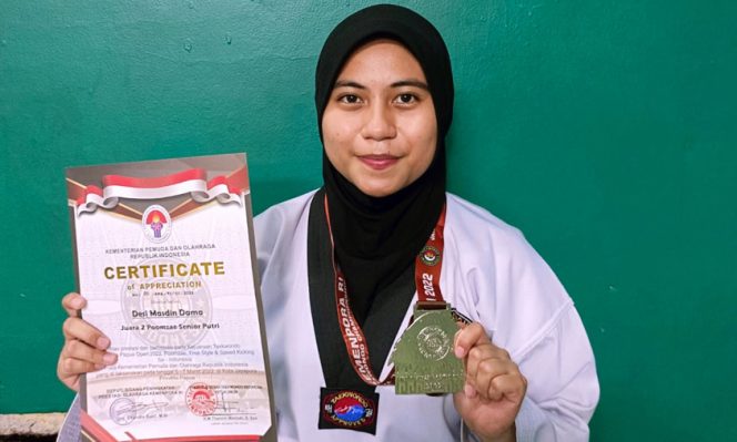 
					Mahasiswa Prodi Sains Data