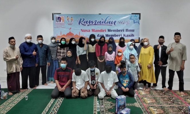 
					Nurani Memberi Negeri