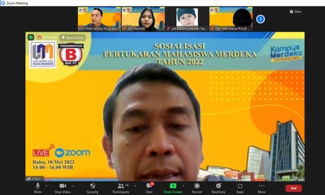 
					Dekan Fakultas Teknologi Informasi UNM