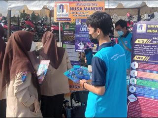 Job and Education Fair 2022 SMK Letris 2