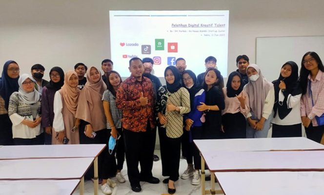 
					Pelatihan Digital Kreatif Talent, UNM Kampus Margonda