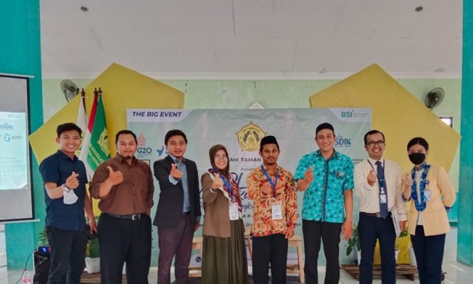 
					UNM Support Kegiatan MPLS