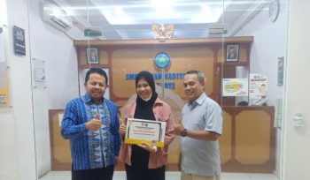 UNM Kampus Kramat Beri Beasiswa
