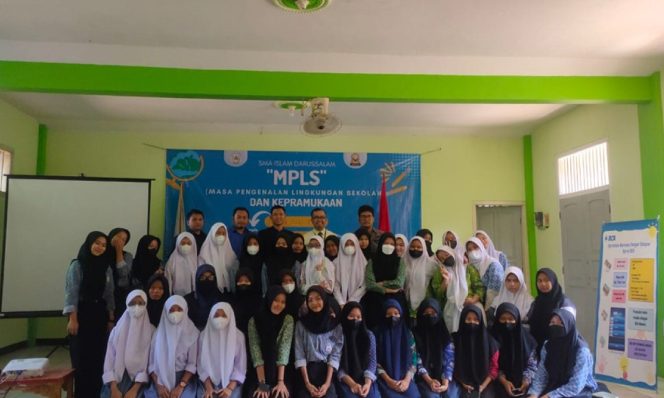 
					UNM Kampus Margonda Dukung MPLS