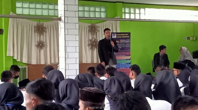 UNM Kampus Tangerang Dukung MPLS