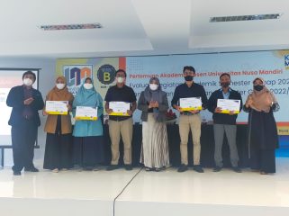 Dosen UNM Berprestasi