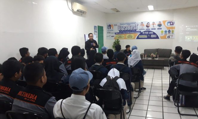 
					Optimalisasikan Canva Dalam Pembuatan Konten