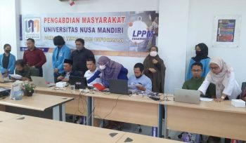 Dosen UNM Beri Pelatihan Aplikasi Canva