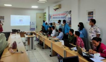 Dosen UNM Kampus Digital Bisnis Gelar Pelatihan