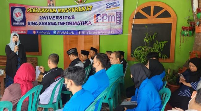 Dosen UNM Beri Pelatihan Public Speaking