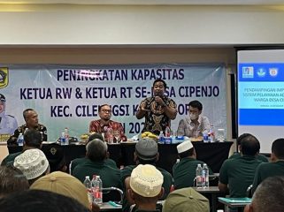 Dosen Prodi Sains Data Giat Beri Pendampingan Pada Perangkat Desa