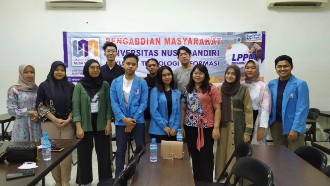 
					Dosen UNM Beri Pelatihan Sosial Media Sebagai Sarana Belajar