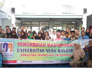 Pelatihan Kreativitas Dengan Canva