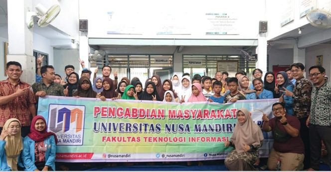 
					Pelatihan Kreativitas Dengan Canva