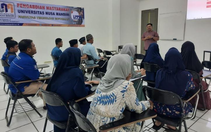 Dosen Kampus Digital Bisnis