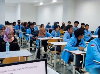 Pelatihan Public Speaking
