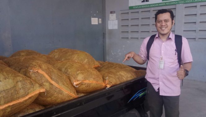 
					Mahasiswa UNM Bangun Startup