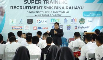 NCC Latih Siswa Buat CV dan Surat Lamaran