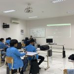 Mahasiswa Belajar Perkembangan Computer Network