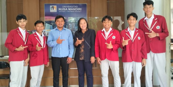 UNM Kampus Damai Jembatani Magang Siswa SMK