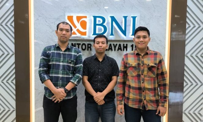 
					Program Magang Magenta