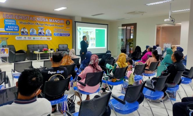 
					Ngobrol Kampus Bareng Orangtua