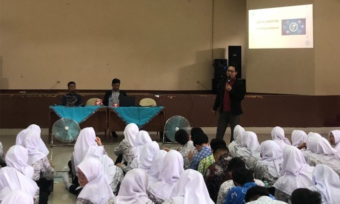 
					NEC Beri Seminar Kolaborasi
