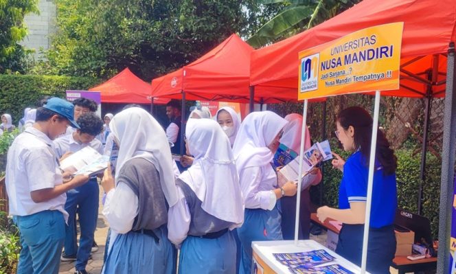 
					UNM Hadir di Edu Fair 2023