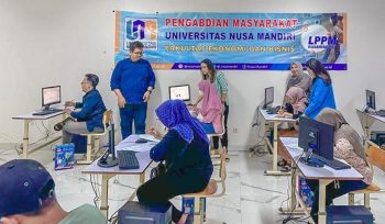 Dosen dan Mahasiswa UNM Beri Pelatihan