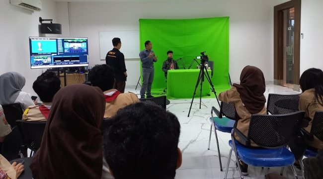 SMK Putra Bangsa Ikuti CreaBesT, (Dok: Universitas Nusa Mandiri)
