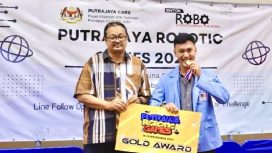 Mahasiswa Prodi Bisnis Digital Raih Gold Award