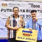 Mahasiswa Prodi Bisnis Digital Raih Gold Award