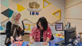 Penandatangan MoU UNM dengan IBN