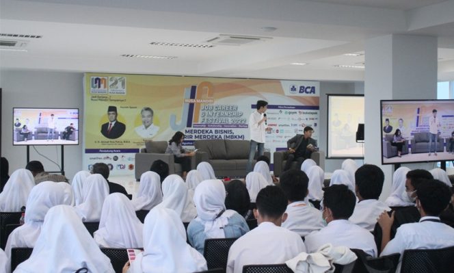 
					Talkshow Career di JIF 2022