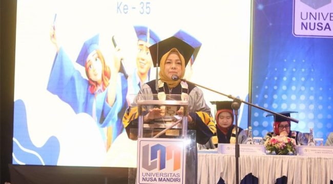 Wisuda UNM Ke-35