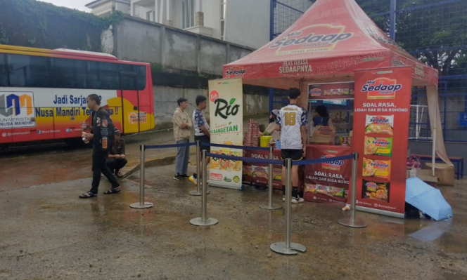 
					Dukung Penuh Event UNM KREASI 2024, PT.Sayap Mas Utama Berikan Mie dan Minuman Secara Gratis