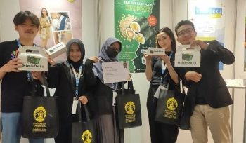 Mahasiswa Prodi Manajemen Raih Penghargaan Poster Terbaik