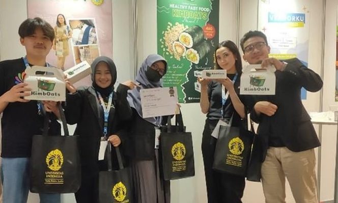 
					Mahasiswa Prodi Manajemen Raih Penghargaan Poster Terbaik
