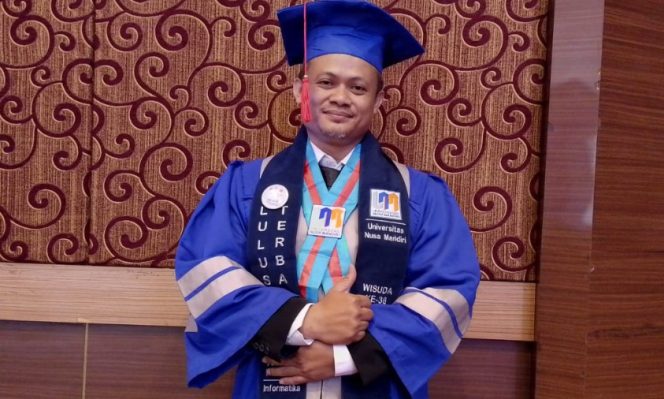 
					Punya 2 Anak dan Sambil Bekerja Bukan Hambatan Mariyanto Untuk Jadi Wisudawan Terbaik Universitas Nusa Mandiri