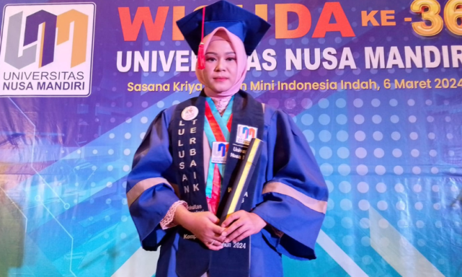 
					Jangan Malas, Tips Meci Sintalia Raih IPK Cumlaude Saat Wisuda Universitas Nusa Mandiri