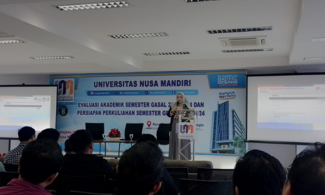 
					Universitas Nusa Mandiri Sukses Gelar Evaluasi Akademik dan Pertemuan Perkuliahan 2023/2024