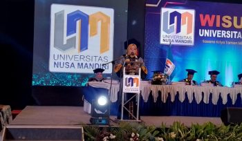 Foto: Pesan Ketua Dewan Pembina Yayasan: Menuntut Ilmu Tidak Hanya Formal 
