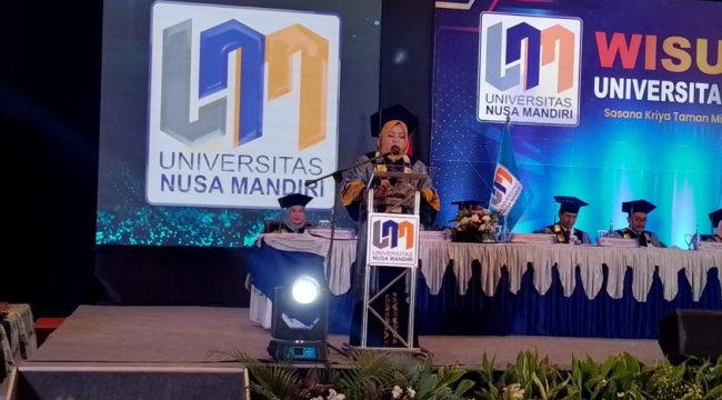 Foto: Pesan Ketua Dewan Pembina Yayasan: Menuntut Ilmu Tidak Hanya Formal 