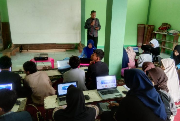 Dosen Universitas Nusa Mandiri Beri Pelatihan AI