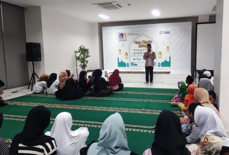 Universitas Nusa Mandiri Kampus Margonda Berbagi Santunan Yatim