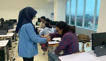 Galang Dana Bentuk Solidaritas